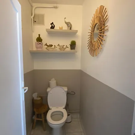 Holiday home Fritz Proche Gare Sncf De Tours, Bus Et Taxi *