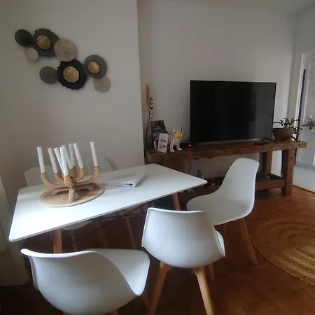 Fritz Proche Gare Sncf De Tours, Bus Et Taxi * Tours