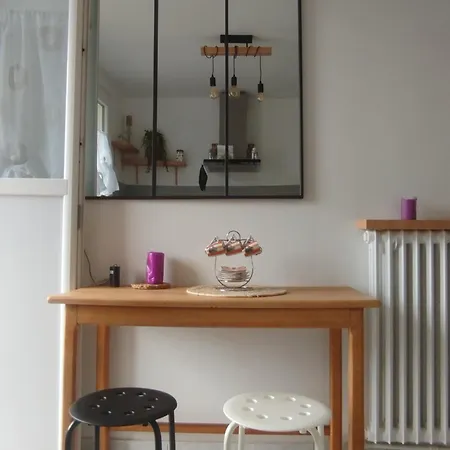 Fritz Proche Gare Sncf De Tours, Bus Et Taxi Тур