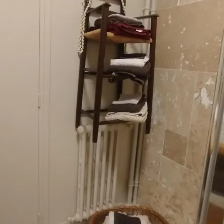 Fritz Proche Gare Sncf De Tours, Bus Et Taxi