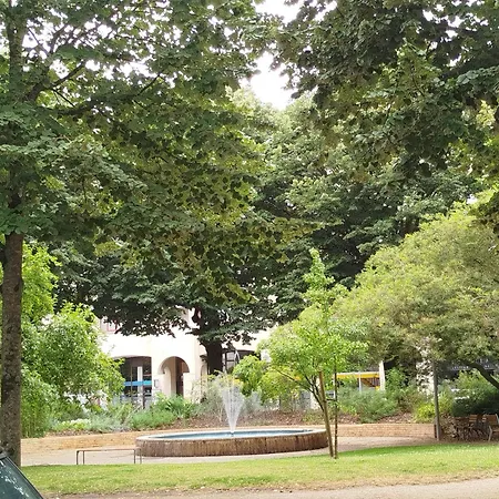 Holiday home Fritz Proche Gare Sncf De Tours, Bus Et Taxi *