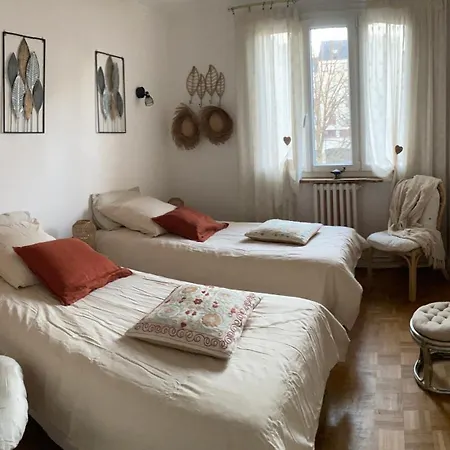 Fritz Proche Gare Sncf De Tours, Bus Et Taxi * Tours