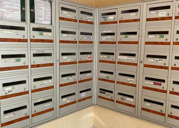 Semesterbostad Fritz Proche Gare Sncf De Tours, Bus Et Taxi *