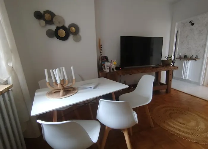 Fritz Proche Gare Sncf De Tours, Bus Et Taxi * Tours