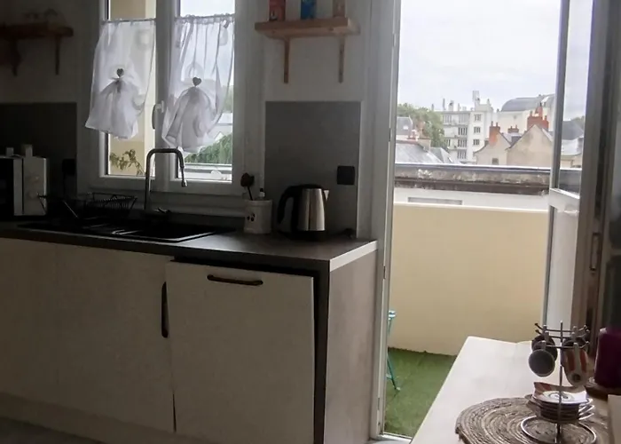 Semesterbostad Fritz Proche Gare Sncf De Tours, Bus Et Taxi *