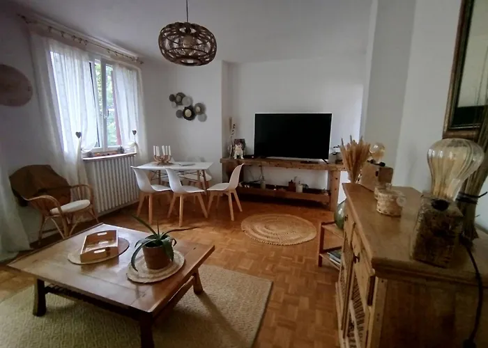 Fritz Proche Gare Sncf De Tours, Bus Et Taxi Semesterbostad *