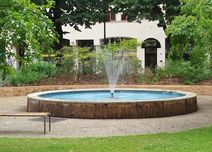 Fritz Proche Gare Sncf De Tours, Bus Et Taxi